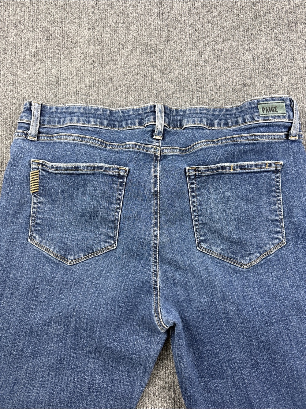 PAIGE Brigitte Mid Rise Boyfriend Cropped Dark Blue  Jeans, Size 31 - Picture 6 of 9